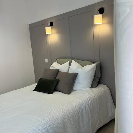 Apartment Duplex Raffine, Elegant & Climatise - La Mezz